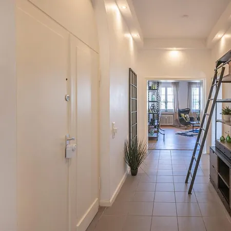 Center Dream - Netflix كريفيلد